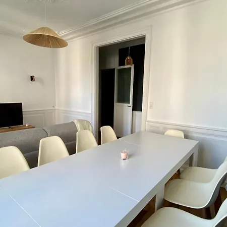 Spacieux Pour 10 Personnes Au Coeur De Rennes Exterior photo