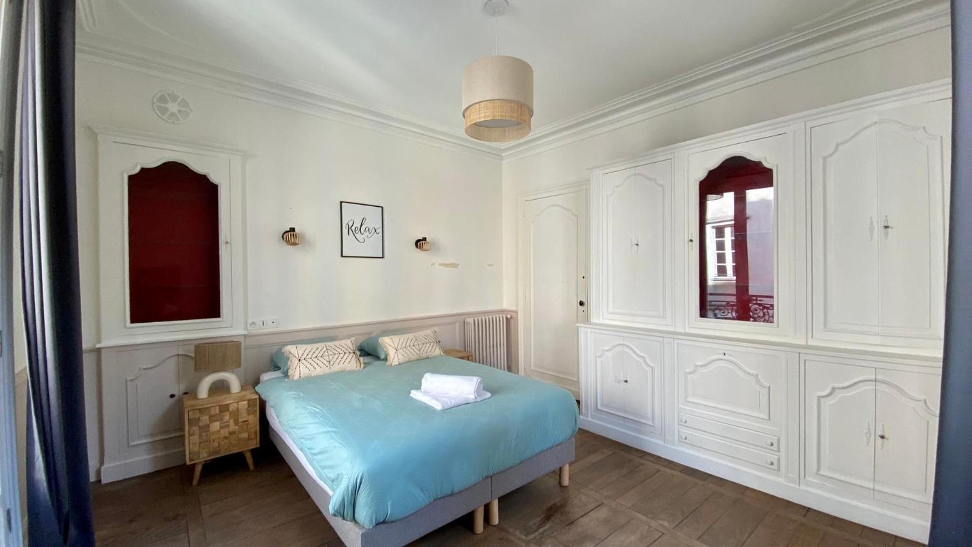 Spacieux Pour 10 Personnes Au Coeur De Apartment *