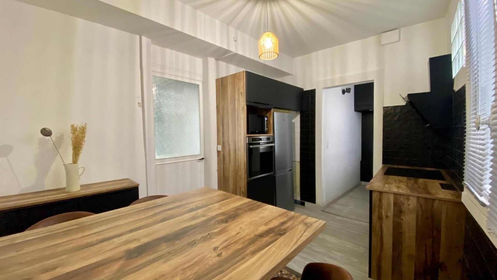 Apartment Spacieux Pour 10 Personnes Au Coeur De Rennes